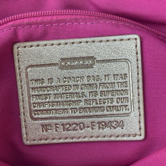 Coach Tote Purse Poppy C Signature Print Gold Trim Rainbow Graffiti F1220-F19434 - Picture 13 of 16